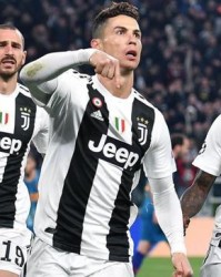  AC米兰中场核心伤退，十人苦战逼平亚特兰大  