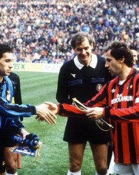  国际米兰同城德比五球盛宴笑傲梅阿查