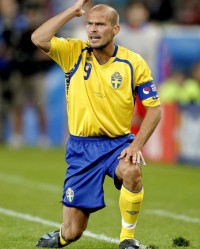  阿森纳十四场不败，刷新队史英超纪录  